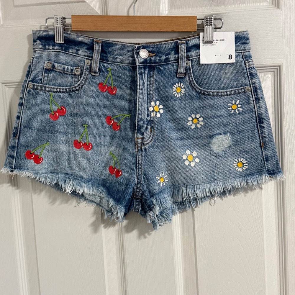 Aeropostale‎ Vintage High Rise Shorty Shorts Womens Cherry Daisy Raw Hem NWOT